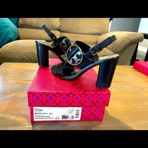 Tory Burch Thames Sandal (Navy)